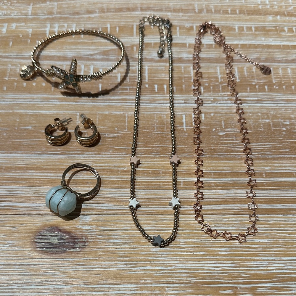 Elegant Gold and Silver Jewelry Set